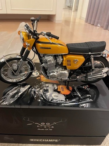 MINICHAMPS 1/6 Honda CB 750 K0 1968 Gold Metallic motorcycle 062 161001 - Picture 2 of 9