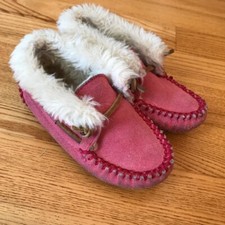 Minnetonka moccasins Charley Slippers Toddler Little Kid Dark Pink girls Size 7