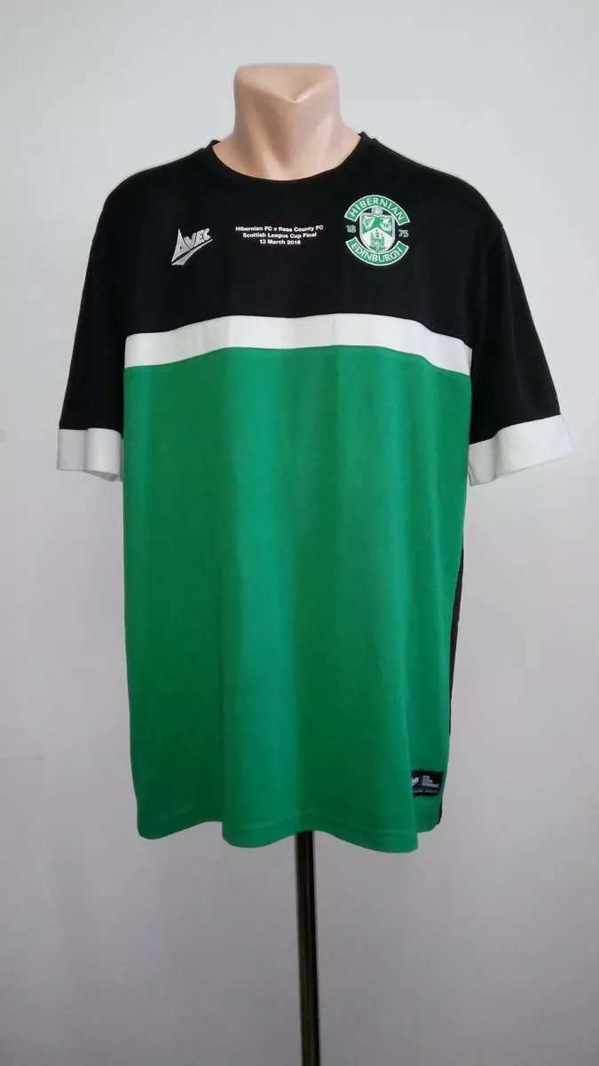 Hibs training store top