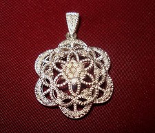 STERLING SILVER CRYSTAL RHINESTONE CHRISTMAS SNOWFLAKE PENDANT/18" NECKLACE