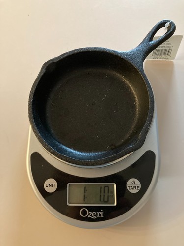 Valor Cast Iron Skillet Frying Pan 5” NWT - Picture 4 of 4