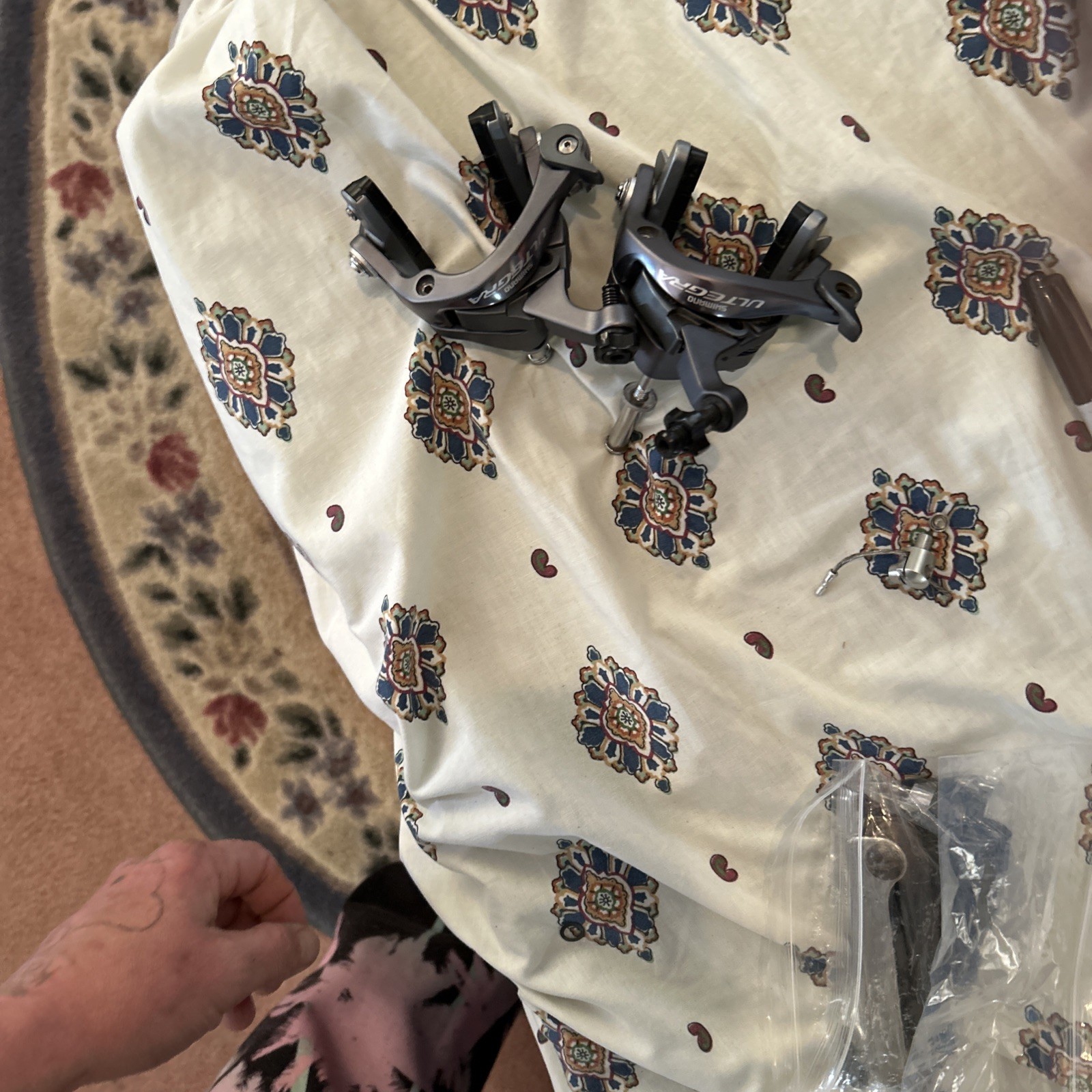 New Take-Off Shimano Ultegra BR-6800 Brake Caliper Set Center-Mount Side-Pull