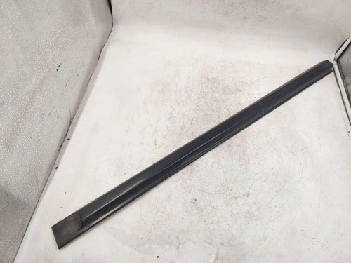 VW GOLF I 17 Türzierleiste vorne rechts 193853516B 1.60 Petrol 51kw 31483086