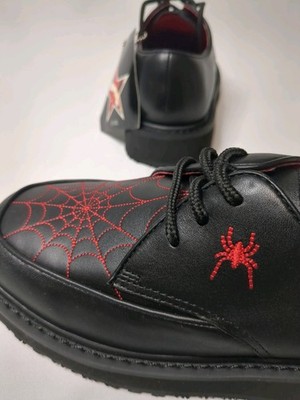 Black Red Spider Web Design Vintage Gothic Visual Kei 