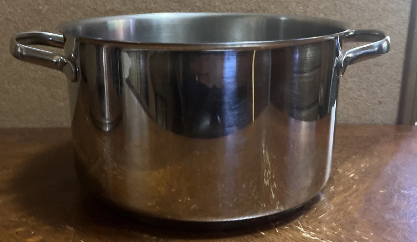 Royal Doulton Professional Stainless Steel 18/10 Cookware 6 QT Pot