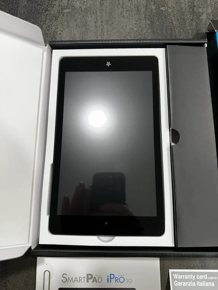 Smart Pad 8.0 iPRO Mediacom + Tastierino - Immagine 2 di 4