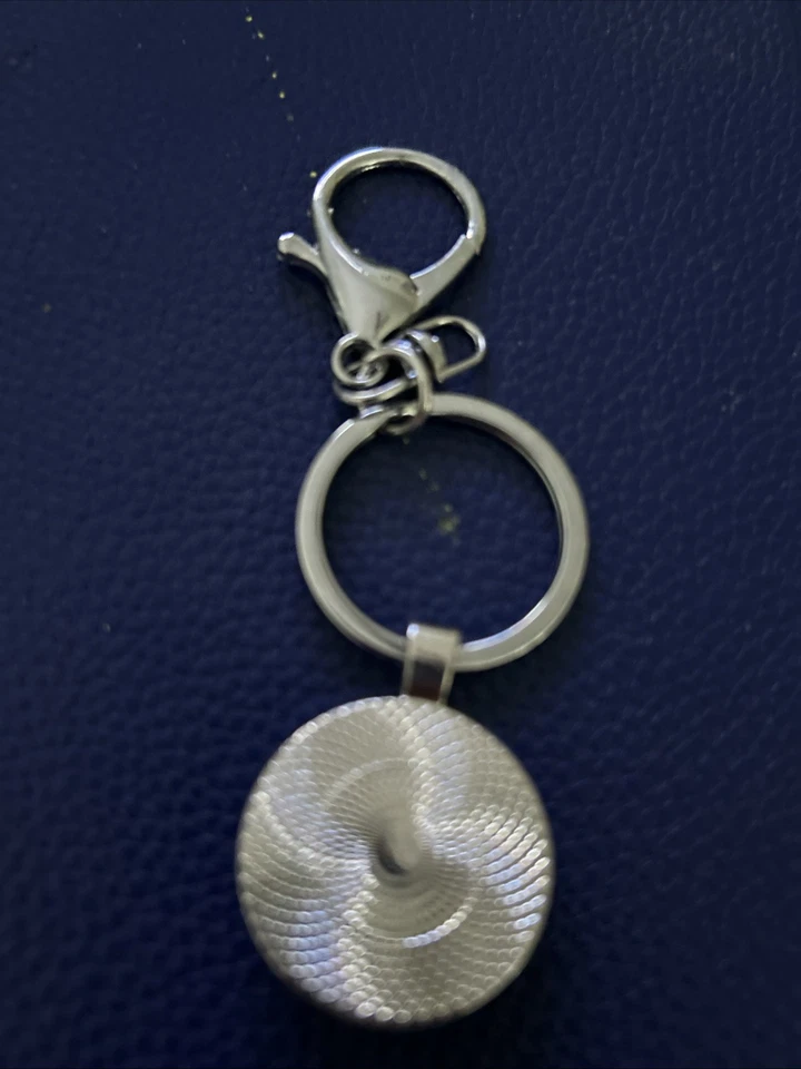 Llavero de metal VW Volkswagen Foto 2 de 2