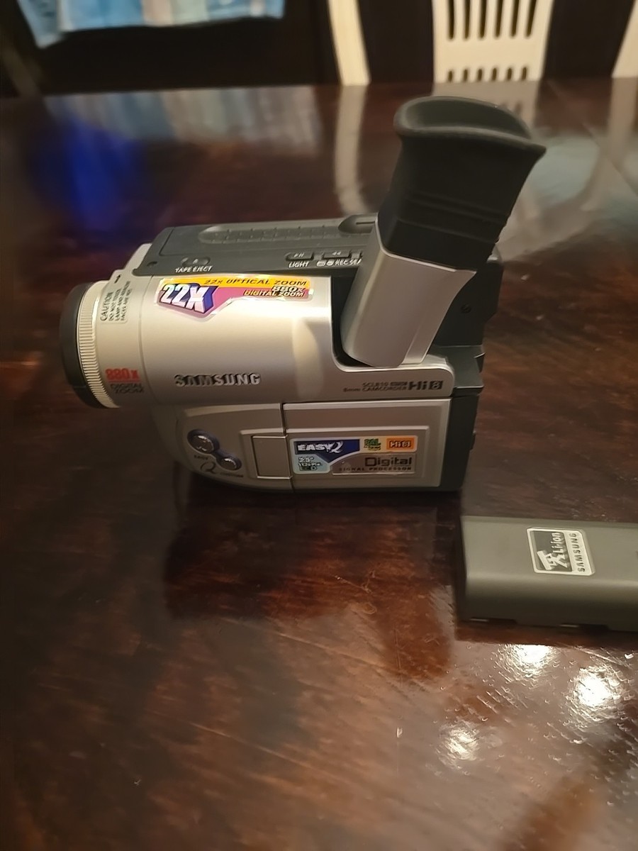 Samsung SCL810 NTSC Hi8 8mm Camcorder (Untested Parts Only Battery