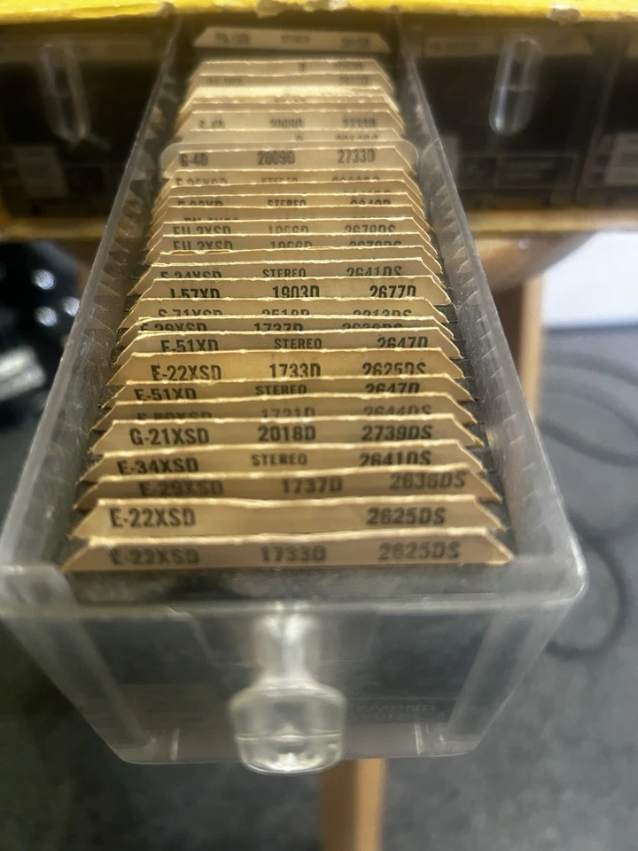 LOTE DE 115 -RECORD Stylus Diamond Agujas Electro Voz Tocadiscos con Estuche Foto 4 de 4