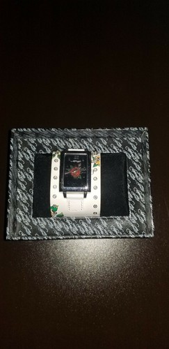 Ed Hardy Cuff Watch Womens White - Picture 4 of 12