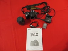 Nikon D40 6.1MP DSLR Camera 18-55mm f/3.5-5.6G ED II AF-S DX Nikkor Lens