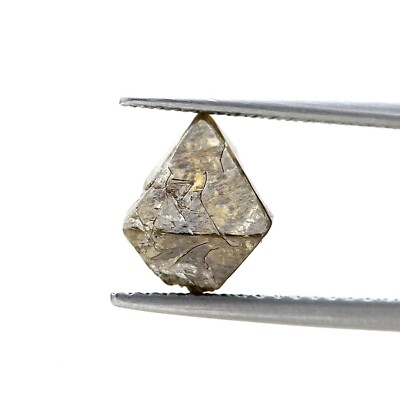 BIG Grober Diamant 2.67TCW Mix Farbe Natur Polyederform Edelstein