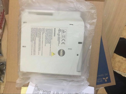 1PC New Mitsubishi MR-J2M-40DU MRJ2M40DU Servo Driver In Box Free Shipping - Picture 3 of 5