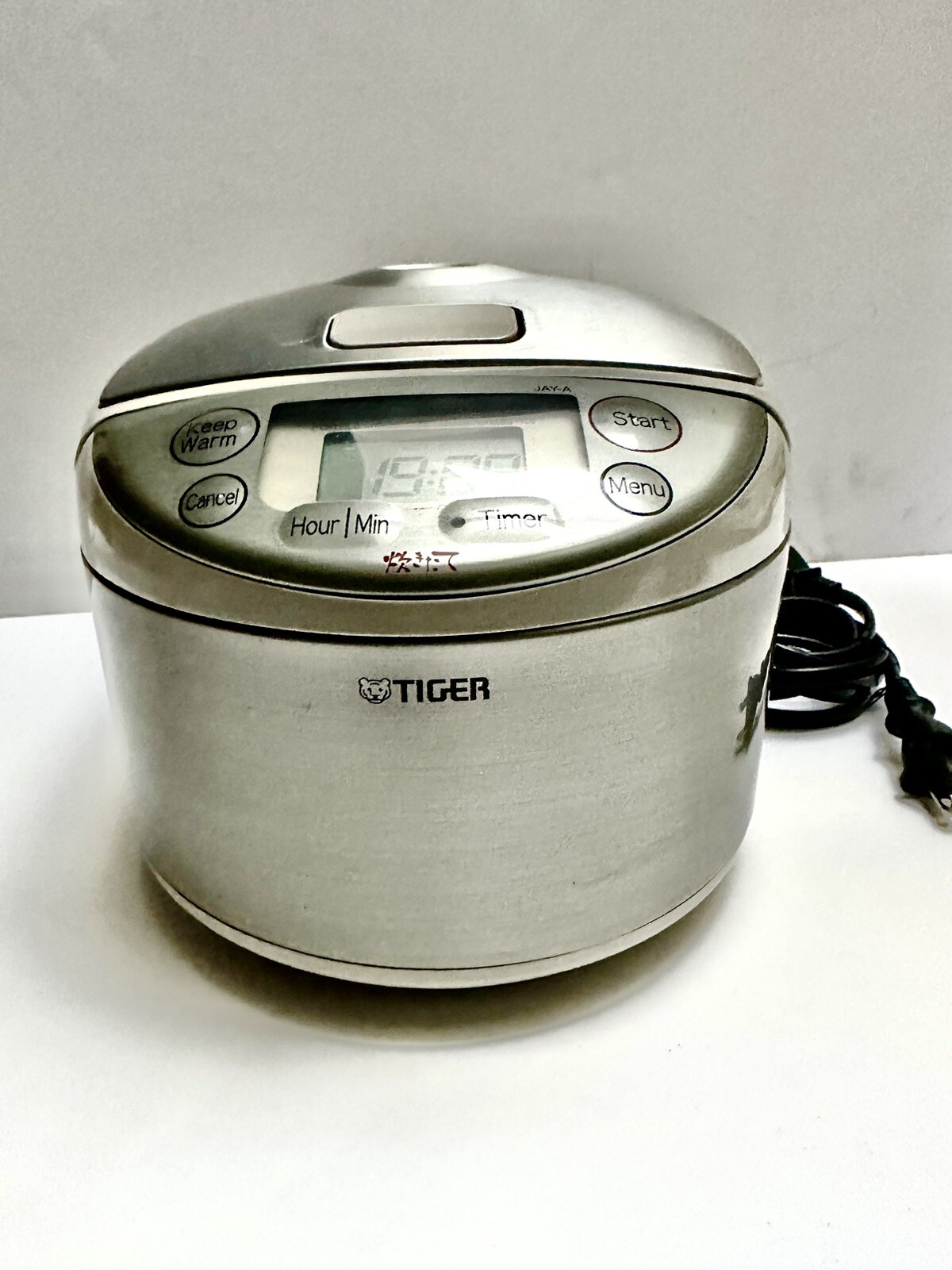 195 TIGER JAYA55U Stainless Steel rice cooker warmer (6 Cups