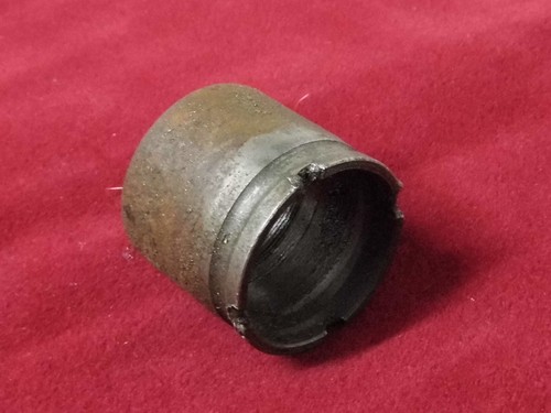Triumph Tiger & T15 Terrier Dust Excluders/Oil Seal Holders Secondhand ' - Picture 5 of 8