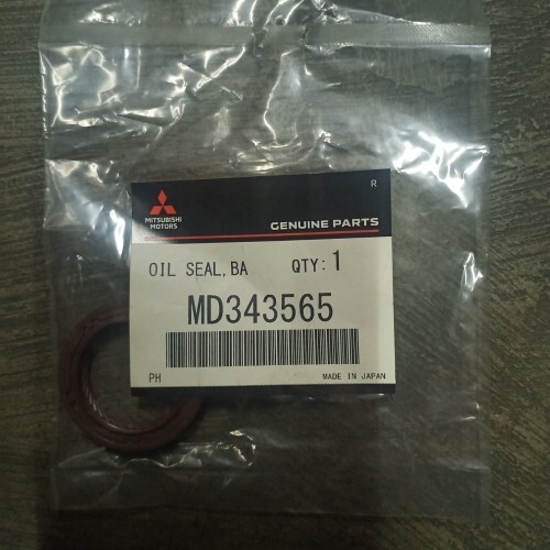 Genuine Mitsubishi Lancer Eclipse Galant Balance Shaft Oil Seal 