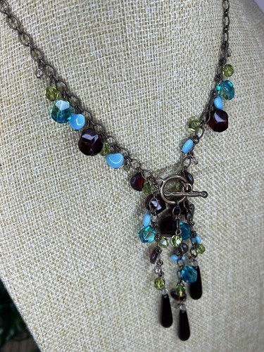Bronze Tone Blue & Red Glass Bead Charm Front Fastening Toggle Necklace 183 - Picture 12 of 18
