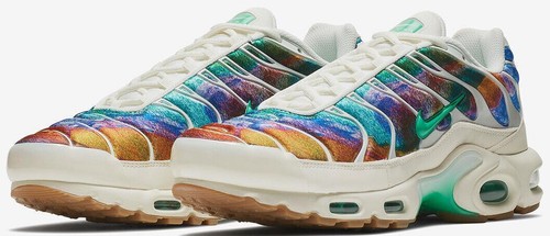 nike air max plus alternate galaxy