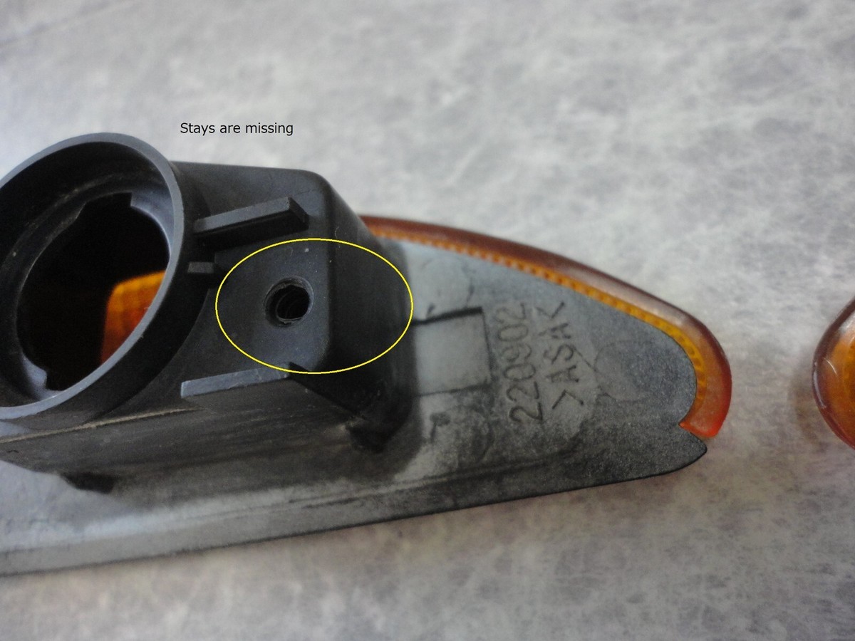 SUBARU LEGACY BG5/BD5 Genuine Side Turn signal lamp fender side