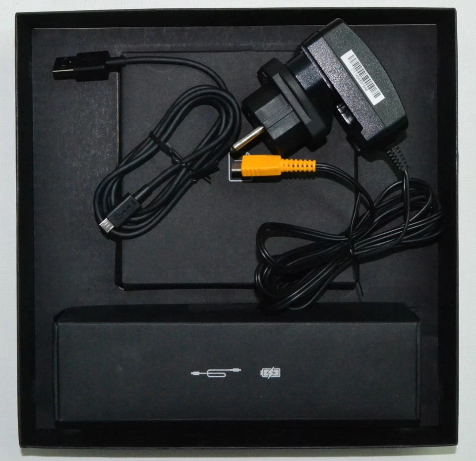 Blackberry Playbook Tablet 64 GB 7''  Zoll Gebraucht OVP - Bild 3 von 4