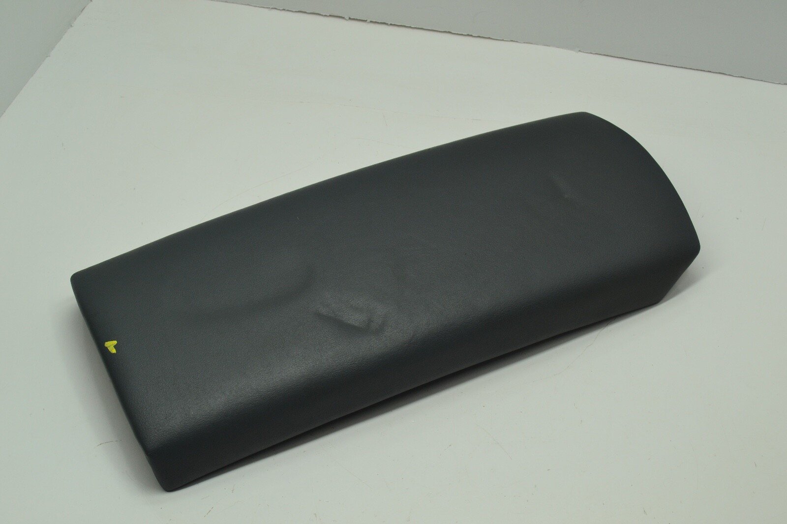 🦅🚗 2004 2009 TOYOTA Prius Center Console Black Leather Armrest Lid