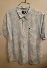 Rip Curl Floral design reverse print button-front Hawaiian lgt bl shirt size XL