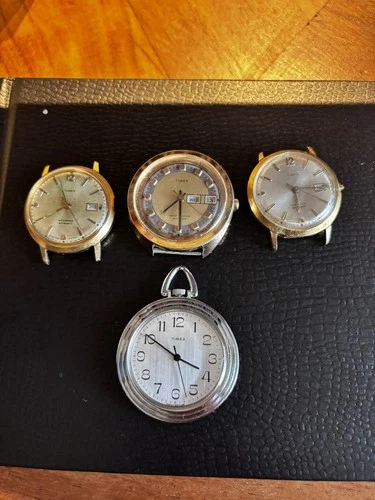 Vintage 1960-70s 3xTimex Automatics/1xPW-1xRuns/stops. Made in GB. For Repair