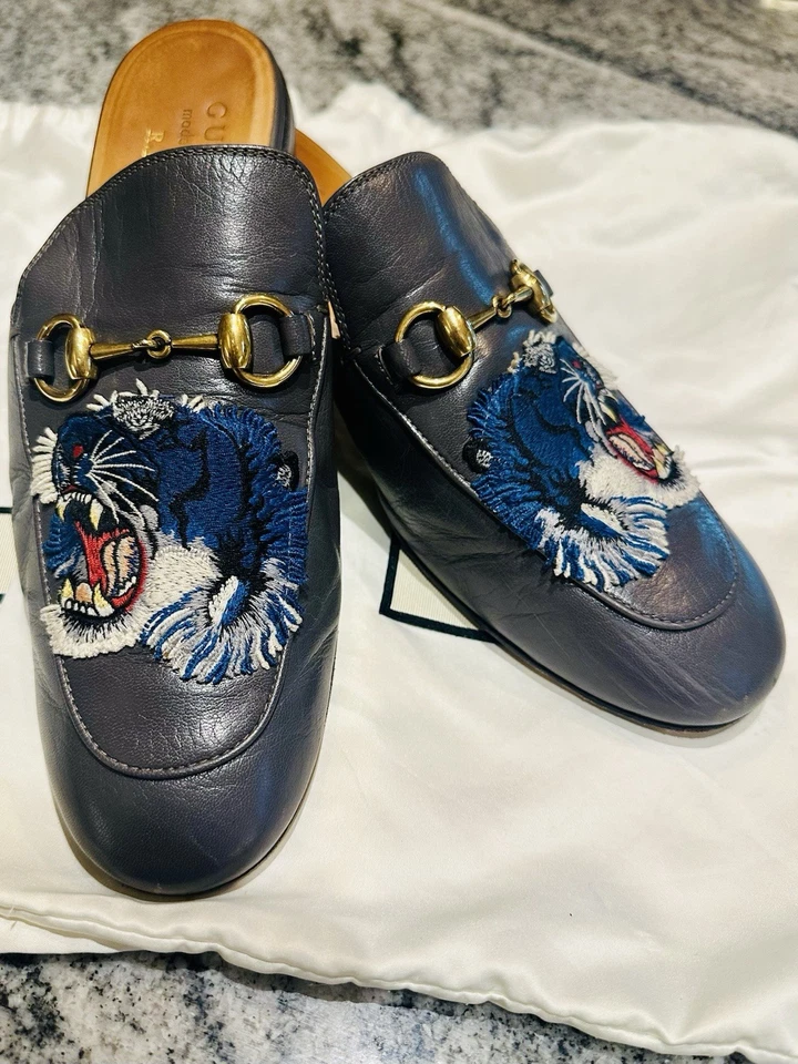 Gucci Princetown Horsebit Mule Slipper Gray Leather Tiger Embroidered Sz 8 - Image 2 of 4
