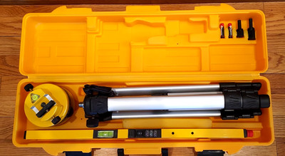Johnson HOT SHOT SOUND & LIGHT LASER LEVEL KIT Model #9105/40-0910