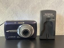 Vintage Olympus Digital 600   6MP Compact Digital Camera   Blue/Silver Tested