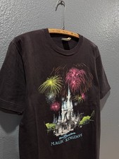 Vintage 80  s Walt Disney World Magic Kingdom Castle Black Tee Shirt Large