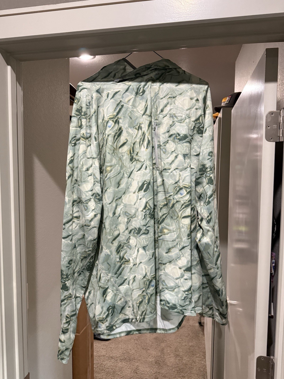 Patagonia Mens Green Camo Tropic Comfort Hoodie Size XXL