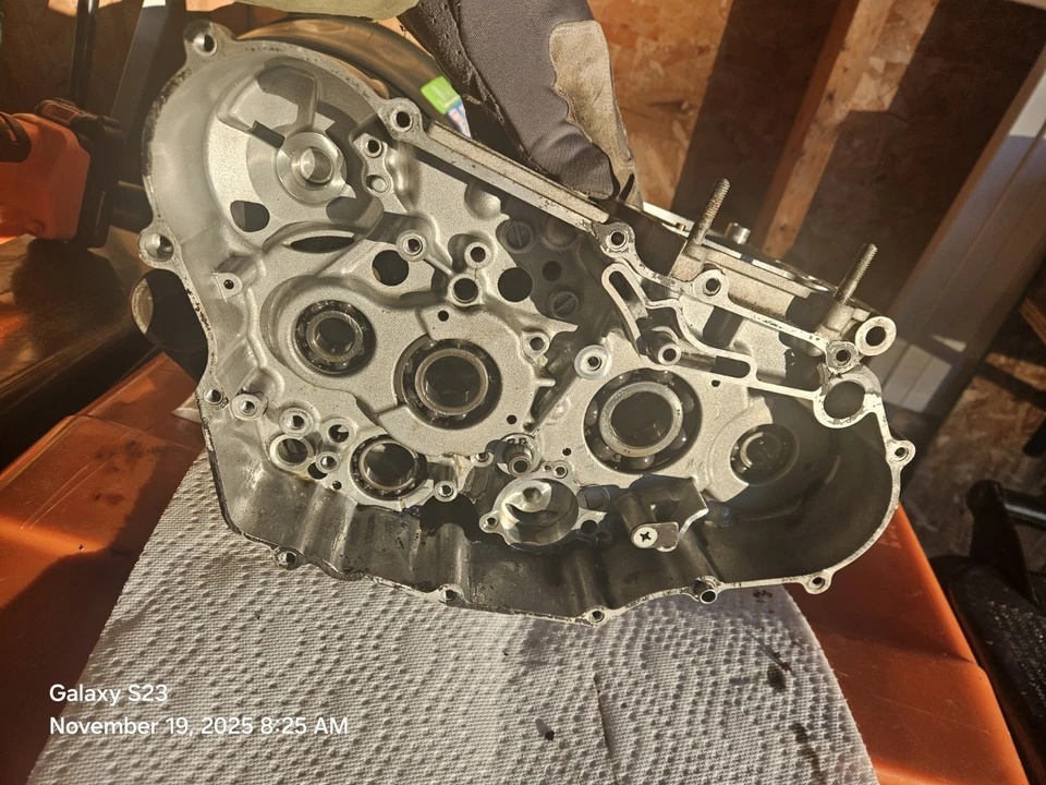 Suzuki DRZ400 2005 fundas de motor central sin daños. VER FOTOS Foto 3 de 4