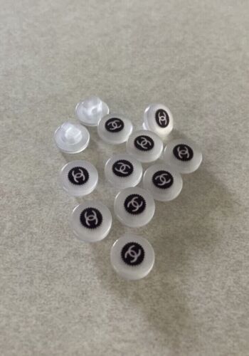 Chanel Vintage 9mm Pearl White Shank Buttons 6pc Set 3/8” - Picture 3 of 3