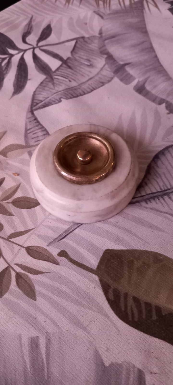 Picture 1 of 2