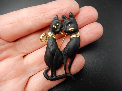 Broche Chat En Métal Doré Et Argenté, Avec Fermoir De Sécurité - Neuf Sans Emballage