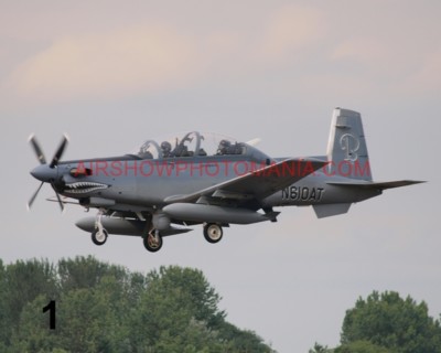 1 X Raytheon AT-6B 3000 TEXAN PHOTOGRAPH