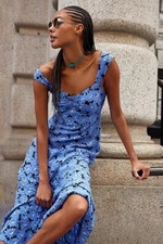 NEW FREE PEOPLE EST Sz XS ROSALEE MIDI DRESS PRINTED FLORAL SMOCKED CUTOUT BLUE