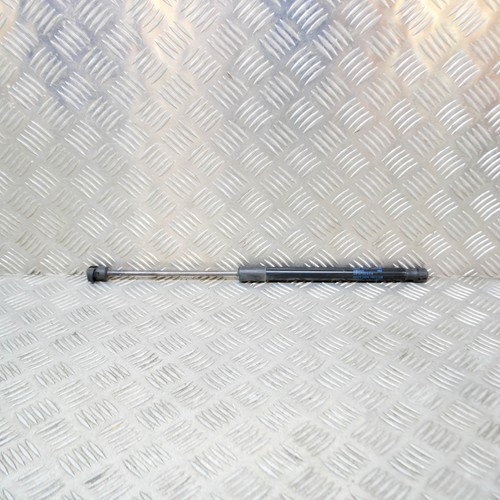 VW PASSAT Variant B7Rechte Seite Heckklappe Gasdruckfeder 3AF827550B 2014