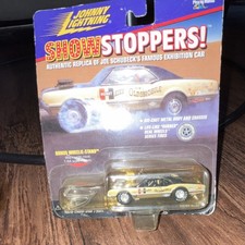 Johnny Lightning Show Stoppers Hemi Oldsmobile Dragster Joe Schubeck 1:64