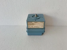 ECKARDT INVENSYS SRI986 ELECTRO PNEUMATIC POSITIONER SRI986-BIDT7EAANA REV 2.1