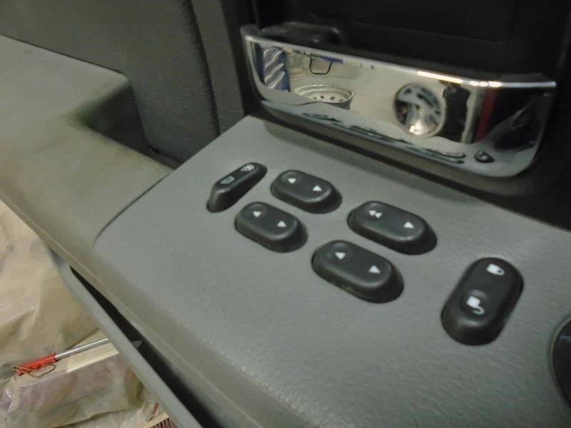 03-08 Crown Victoria Driver Front Door Window Switch 1797718