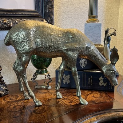Lg Brass Doe Deer Figurine 18  L x 14 H/ 8Lbs.7Oz. Fall/Holiday/Home Decor￼￼