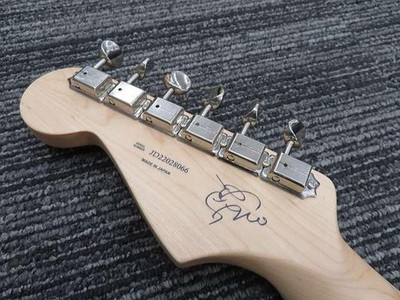 Fender MAMI Stratocaster Omochi Signature Model MIJ Electric