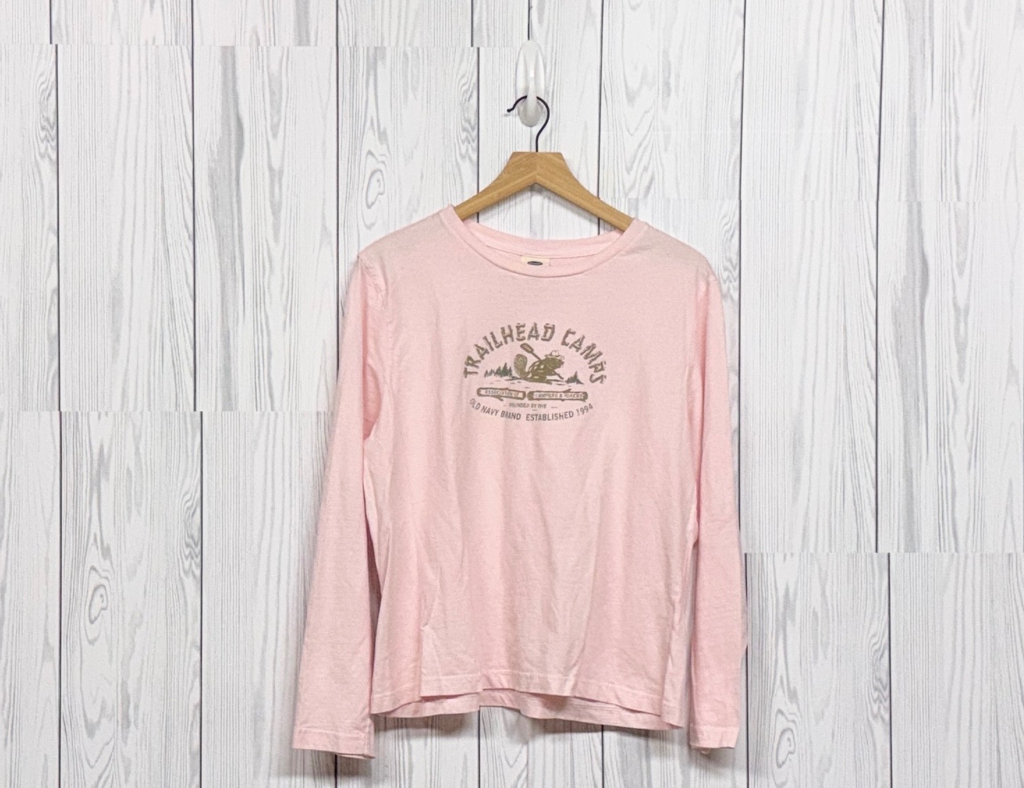 Old Navy t shirt womens size small long sleeve camping white graphic print