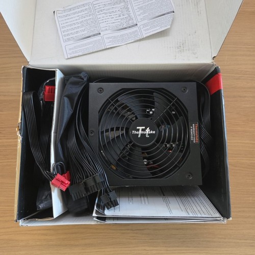 Thermaltake Smart SE 630W - Afbeelding 2 van 2