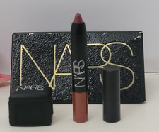 NARS DISCO BABY VELVET MATTE LIP PENCIL 0.06 oz/1.8 g DO ME BABY SHARPENER