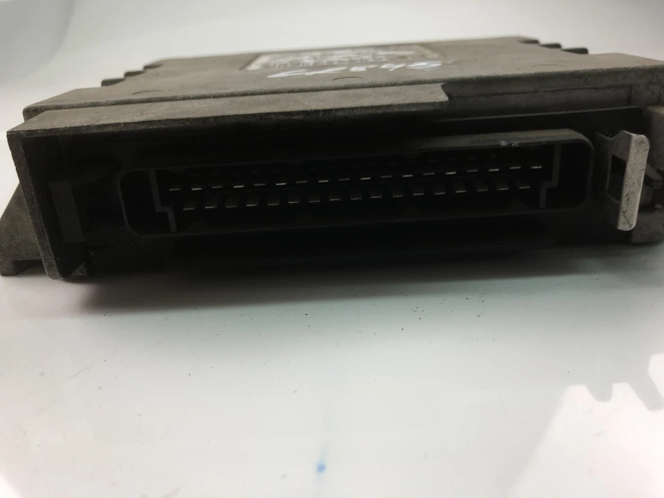 Centralina motore SEAT TOLEDO I 1L 6160204701E ECU 1998 15511139 - Immagine 3 di 4