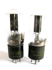 2 matched 1948-50 Raytheon Type-80 Rectifier Tubes (99/102, 98/105, Min:54/54)