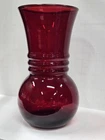 Vintage ANCHOR HOCKING  Royal Ruby Red Glass Ribbed Flower Vase  6”**84-19.0